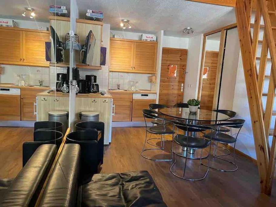Central 3 Bedroom Chalet With Balcony Val-dʼIsère Exterior foto